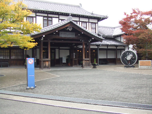 梅小路蒸気機関車館の写真